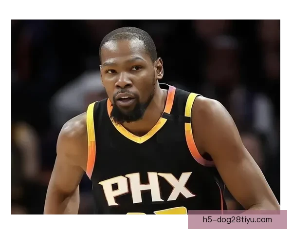 杜兰特回应小号风波更专注比赛